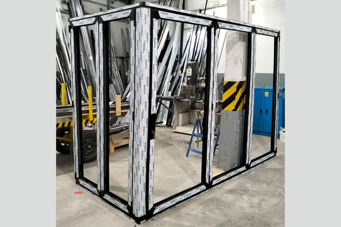 Moderne Aluminium-Klapptüren (faltbar)